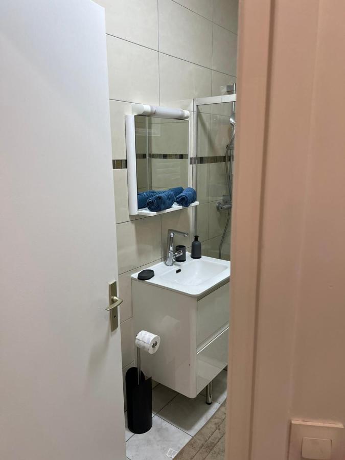 Studio Sacre-Coeur Montmartre - Hala Paris Apartment Екстериор снимка